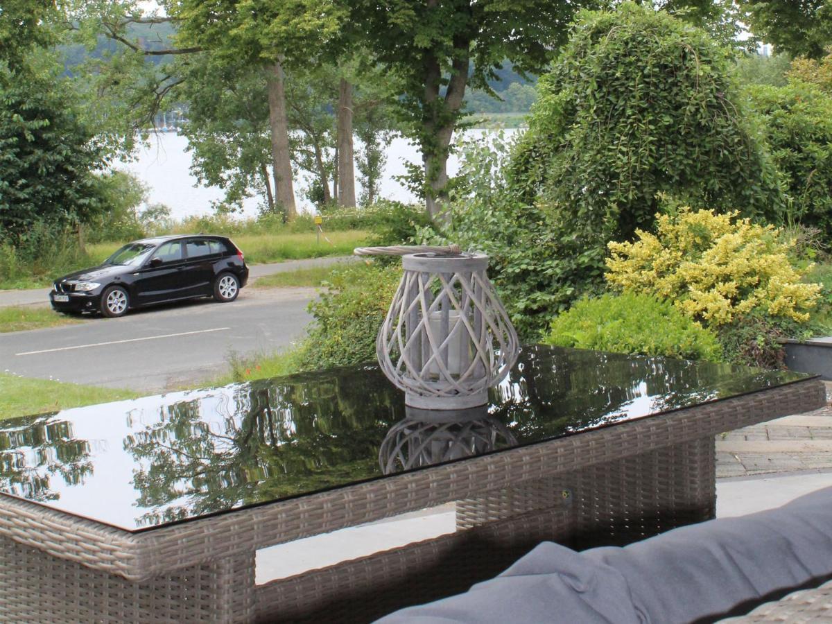 Ferienwohnungen Am Seeufer Moehnesee Ngoại thất bức ảnh